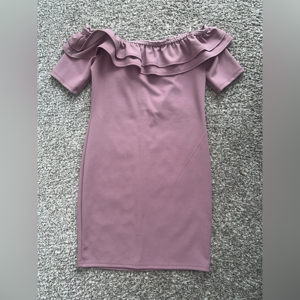 Iris Off-Shoulder Ruffle Mini Dress in Mauve
